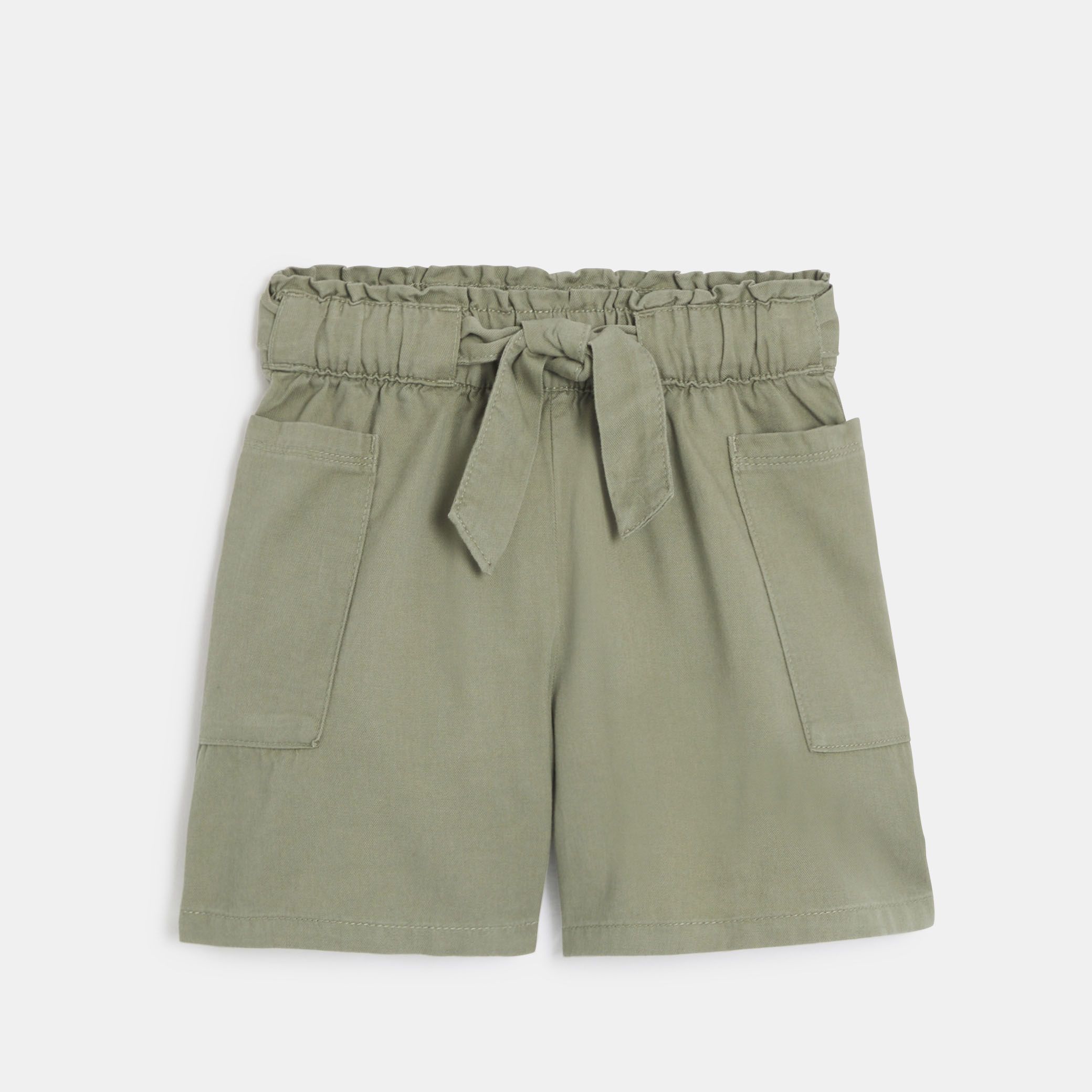 Quần short có thắt lưng